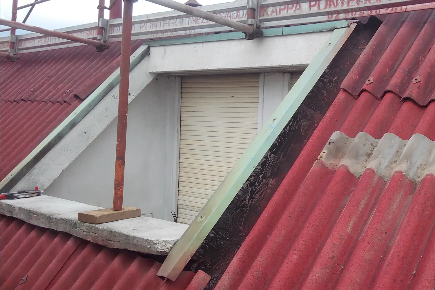 ✓ EMME-CI - Bonifica Amianto Civile