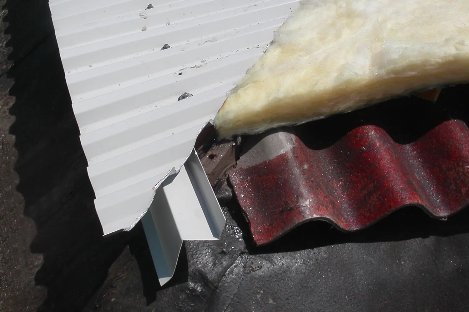 ✓ EMME-CI - Bonifica Amianto Civile