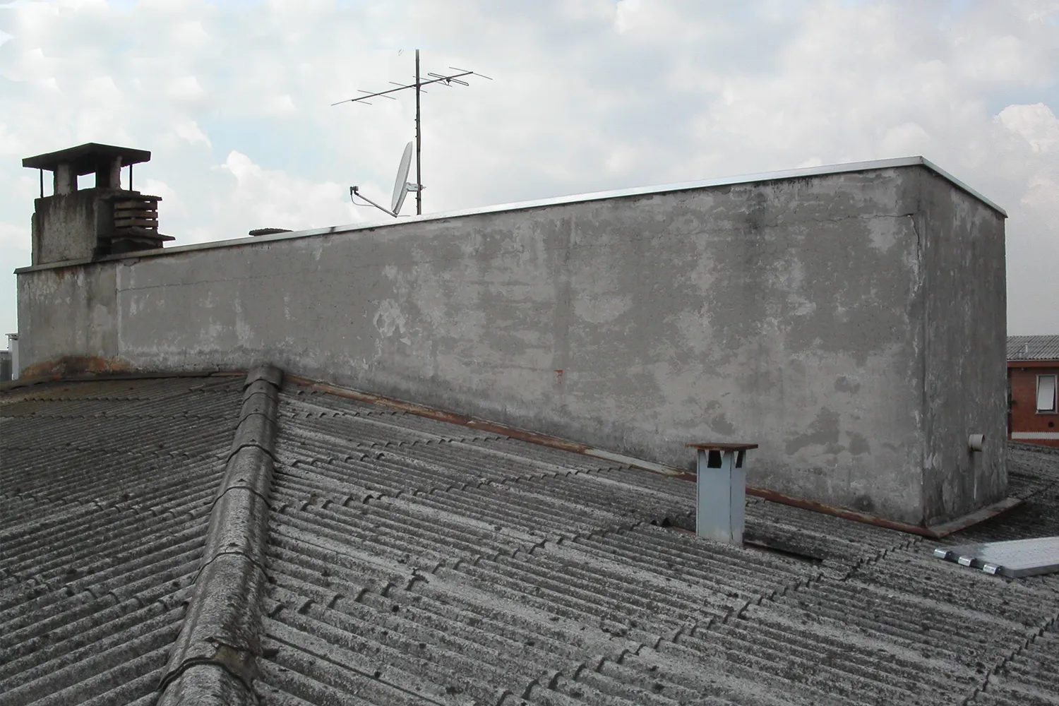 ✓ EMME-CI - Bonifica Amianto Civile