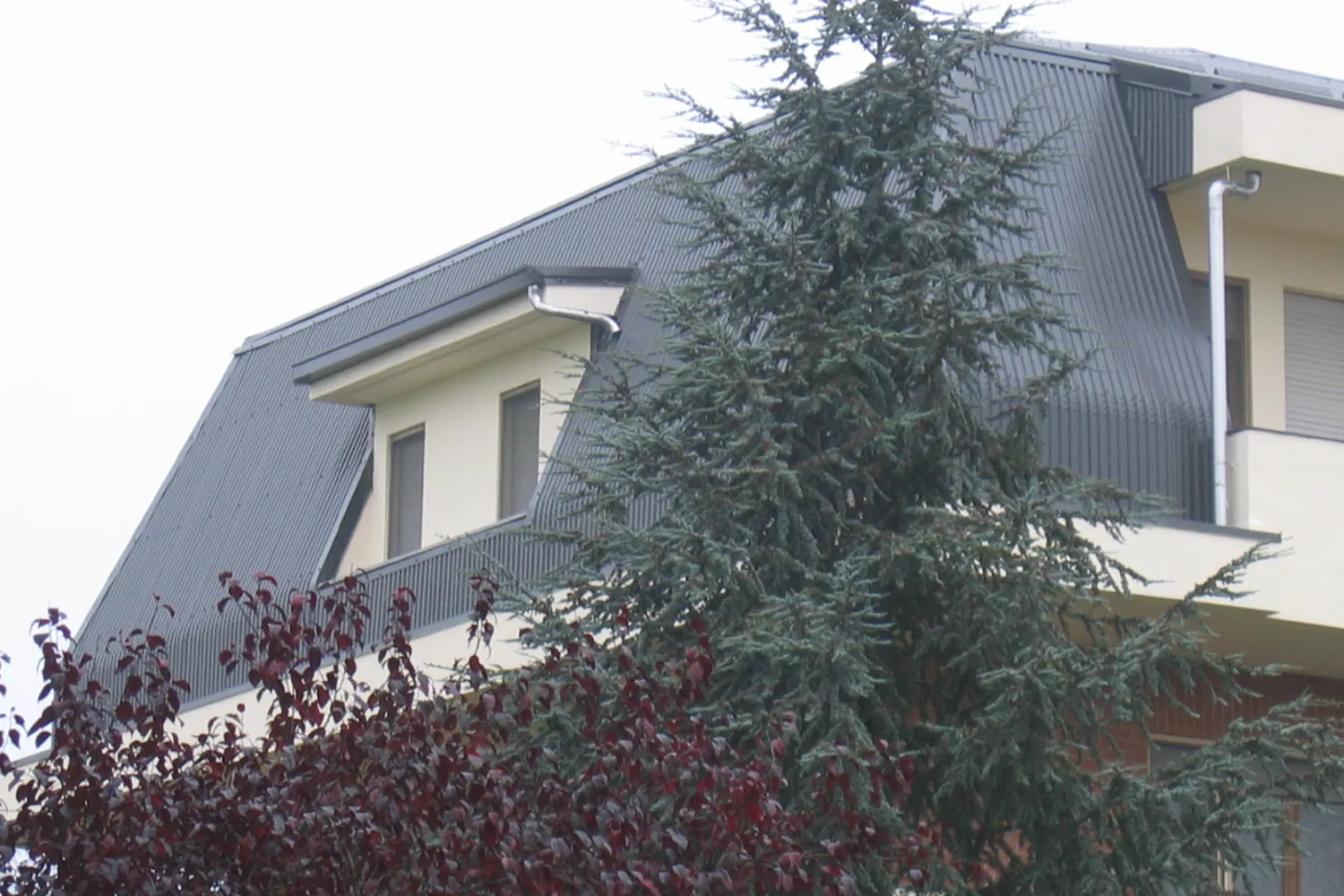 ✓ EMME-CI - Bonifica Amianto Civile