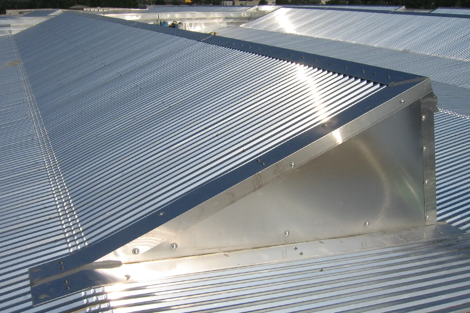 ✓ EMME-CI - Coperture per Prefabbricati