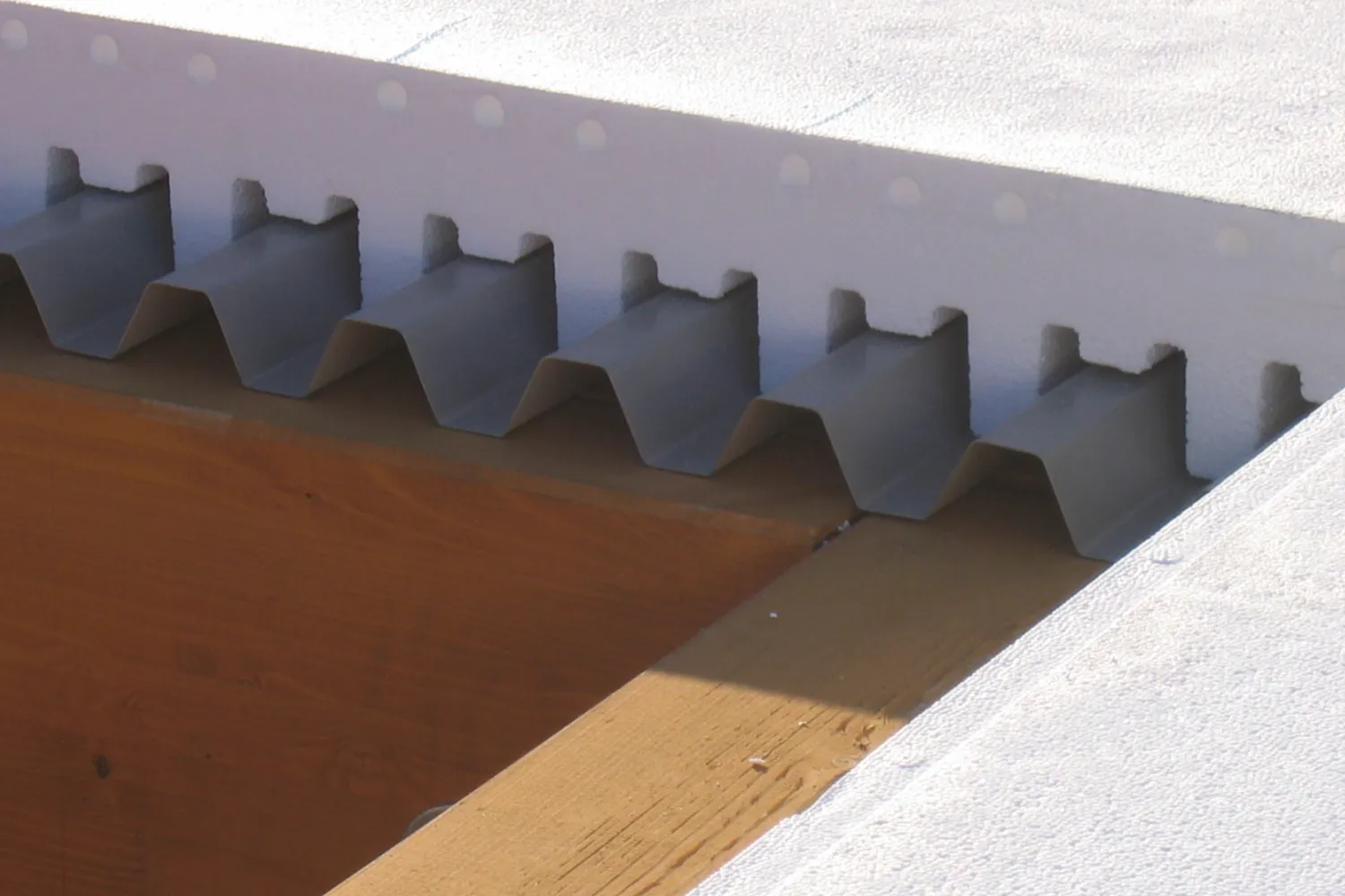 ✓ EMME-CI - Coibentazione Tetti