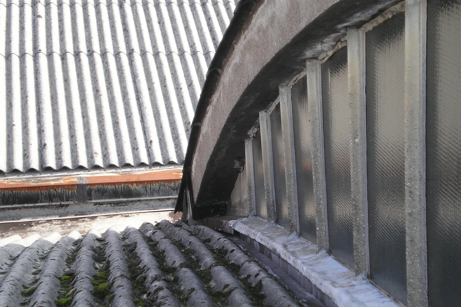 ✓ EMME-CI - Lucernari, evacuatori di fumo e calore