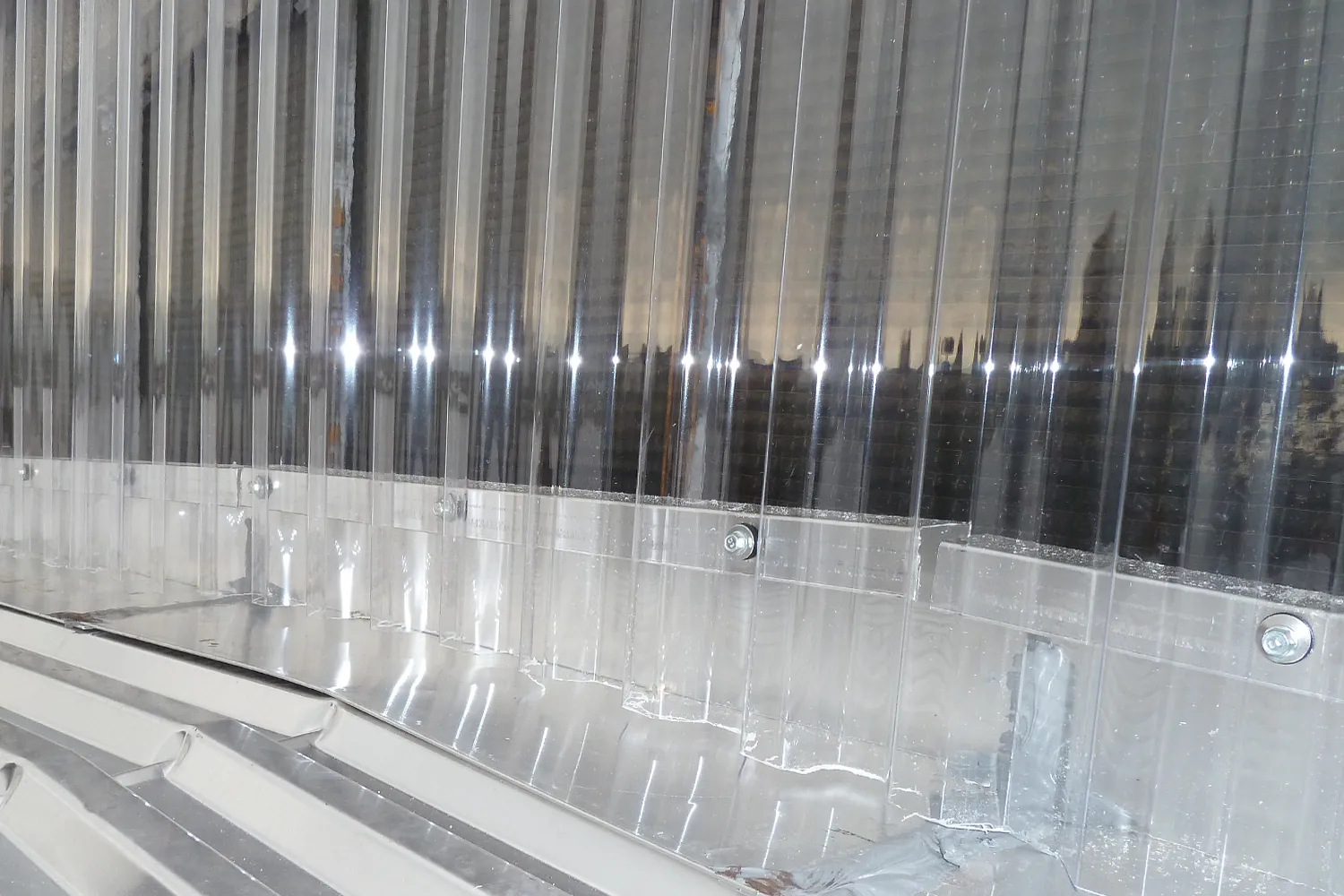 ✓ EMME-CI - Lucernari, evacuatori di fumo e calore