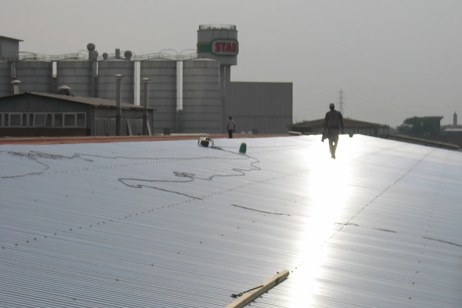 ✓ EMME-CI - Rifacimento Coperture Tetti Industriali