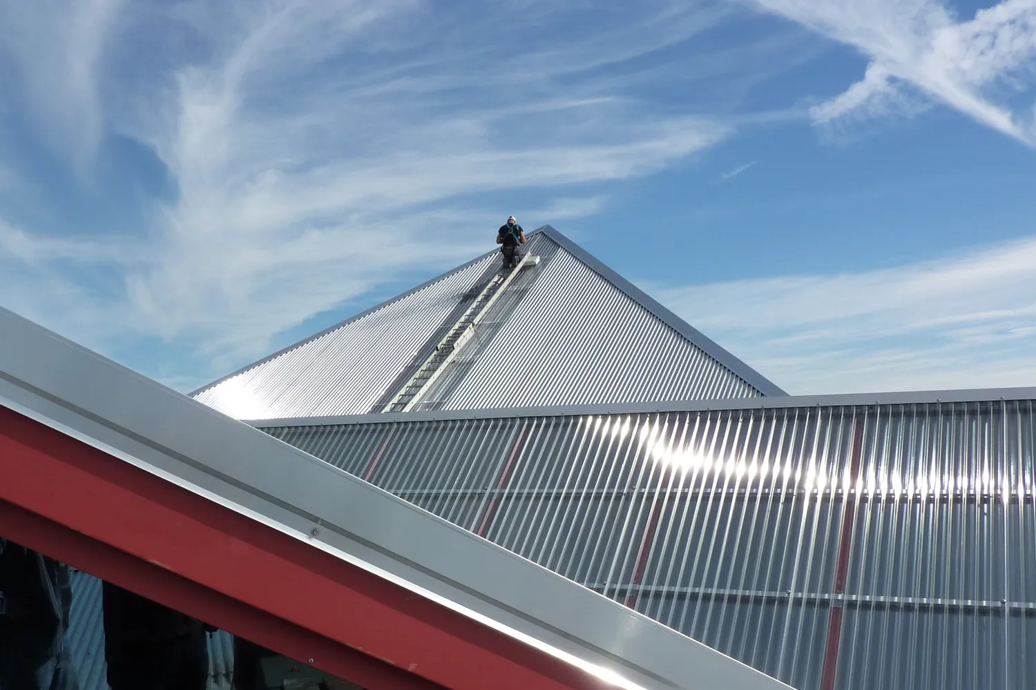 ✓ EMME-CI - Rifacimento Coperture Tetti Industriali