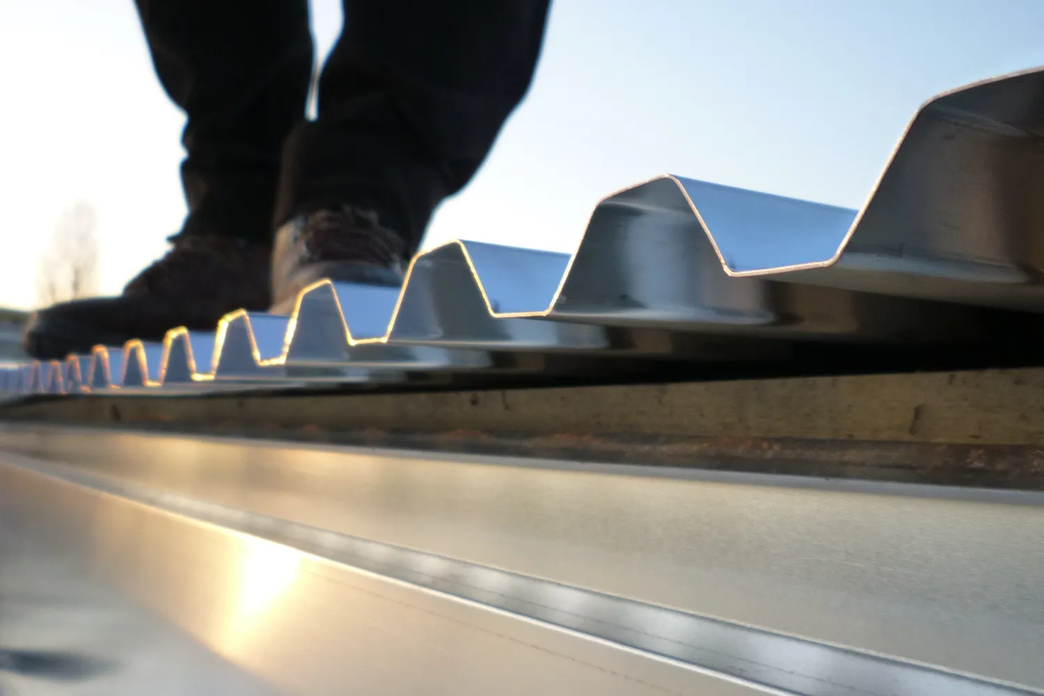 ✓ EMME-CI - Rifacimento Coperture Tetti Industriali