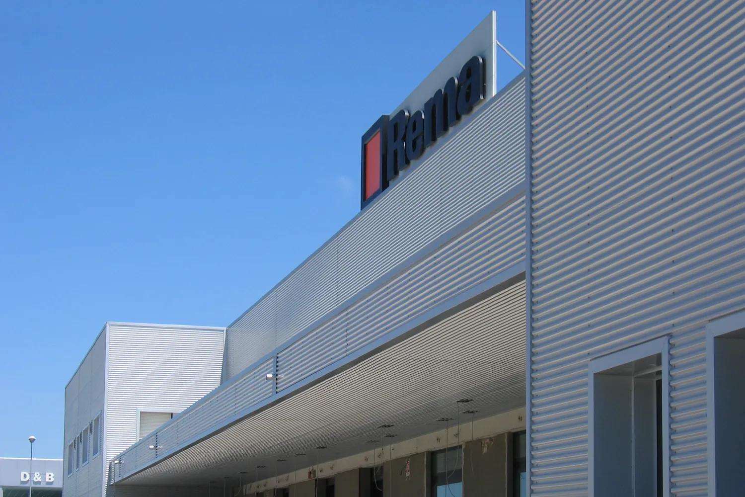 ✓ EMME-CI - Rivestimento Facciate