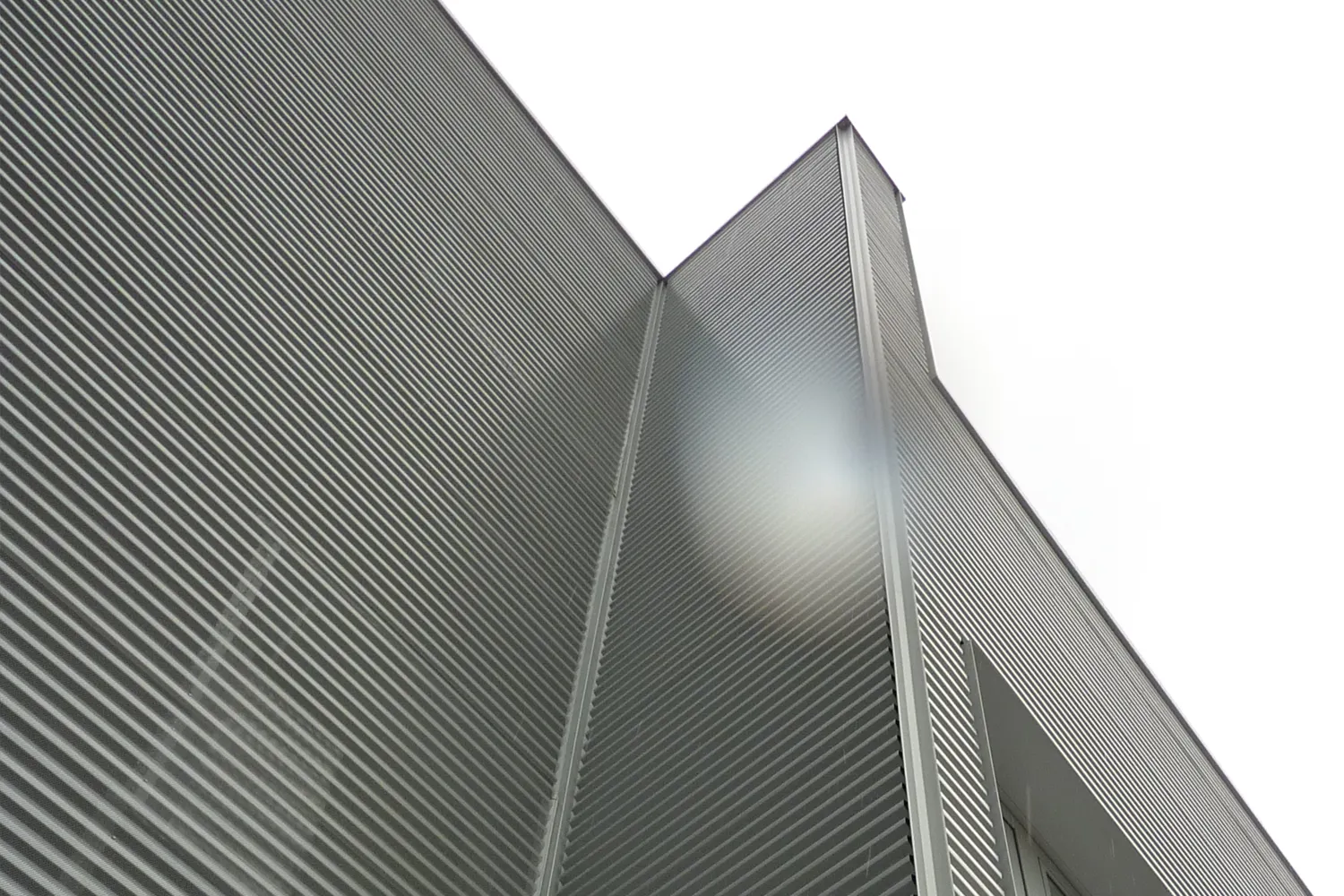 ✓ EMME-CI - Rivestimento Facciate