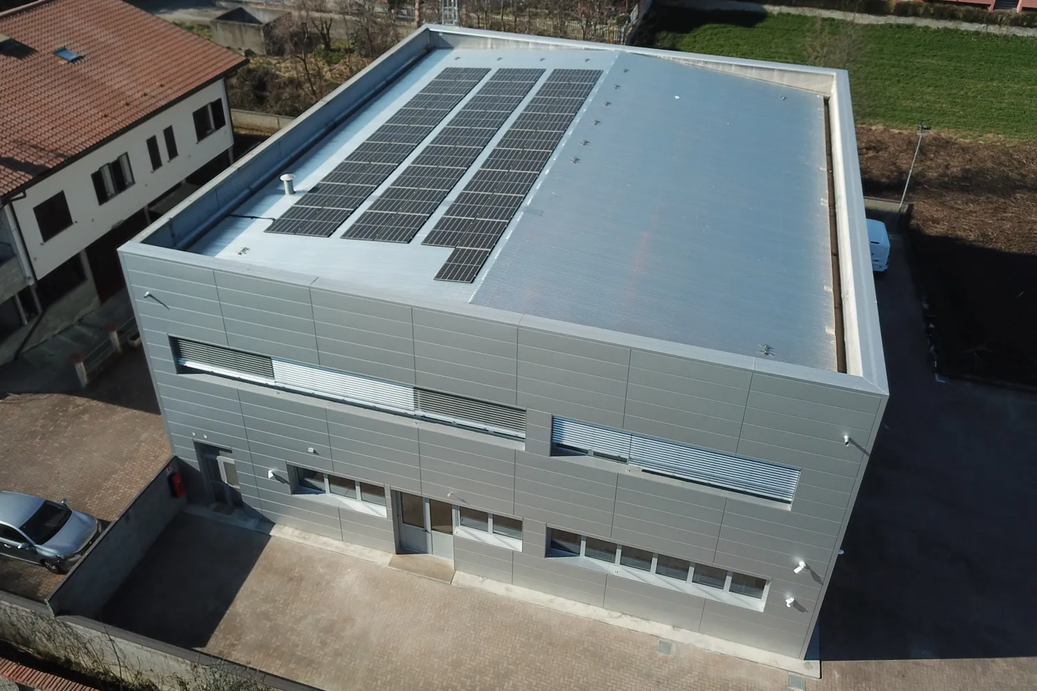 ✓ EMME-CI - Rivestimento Facciate