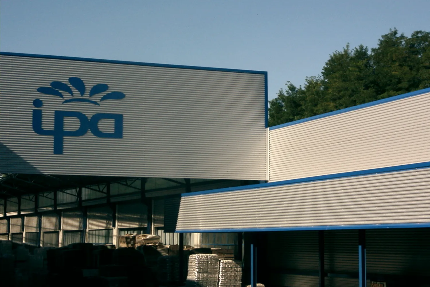 ✓ EMME-CI - Rivestimento Facciate