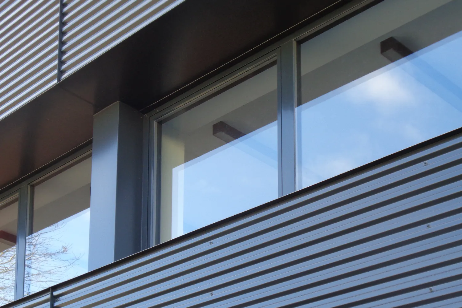 ✓ EMME-CI - Rivestimento Facciate