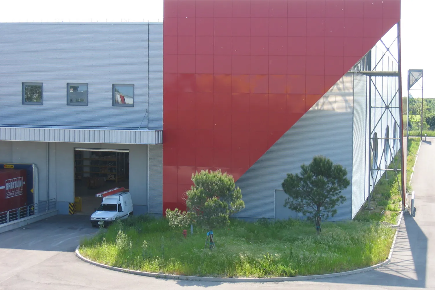 ✓ EMME-CI - Rivestimento Facciate