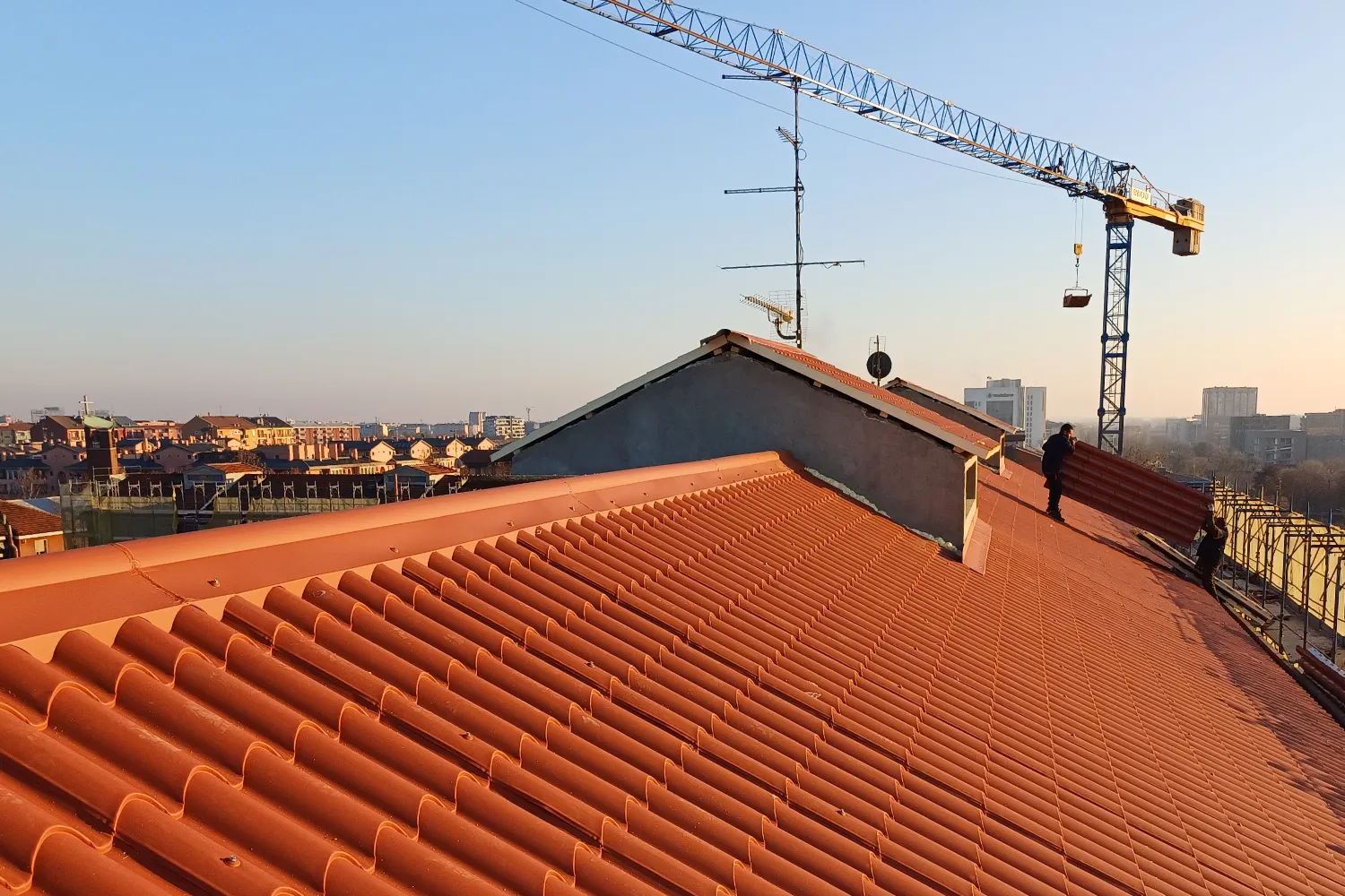 ✓ EMME-CI - Rifacimento Tetti