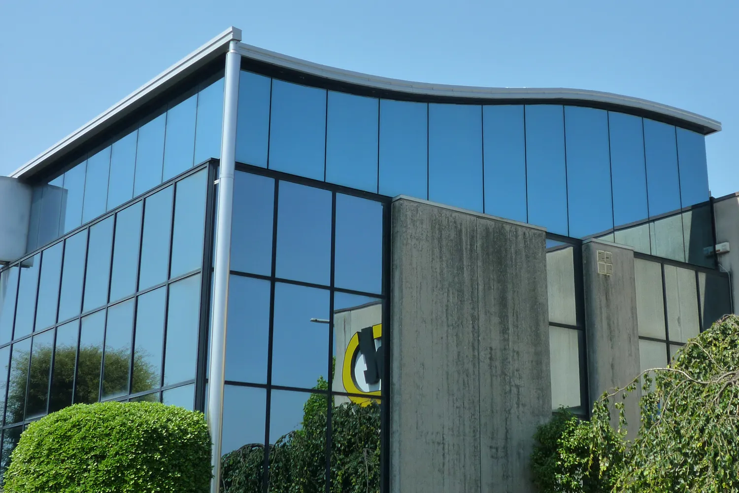 ✓ EMME-CI - Rifacimento Tetti