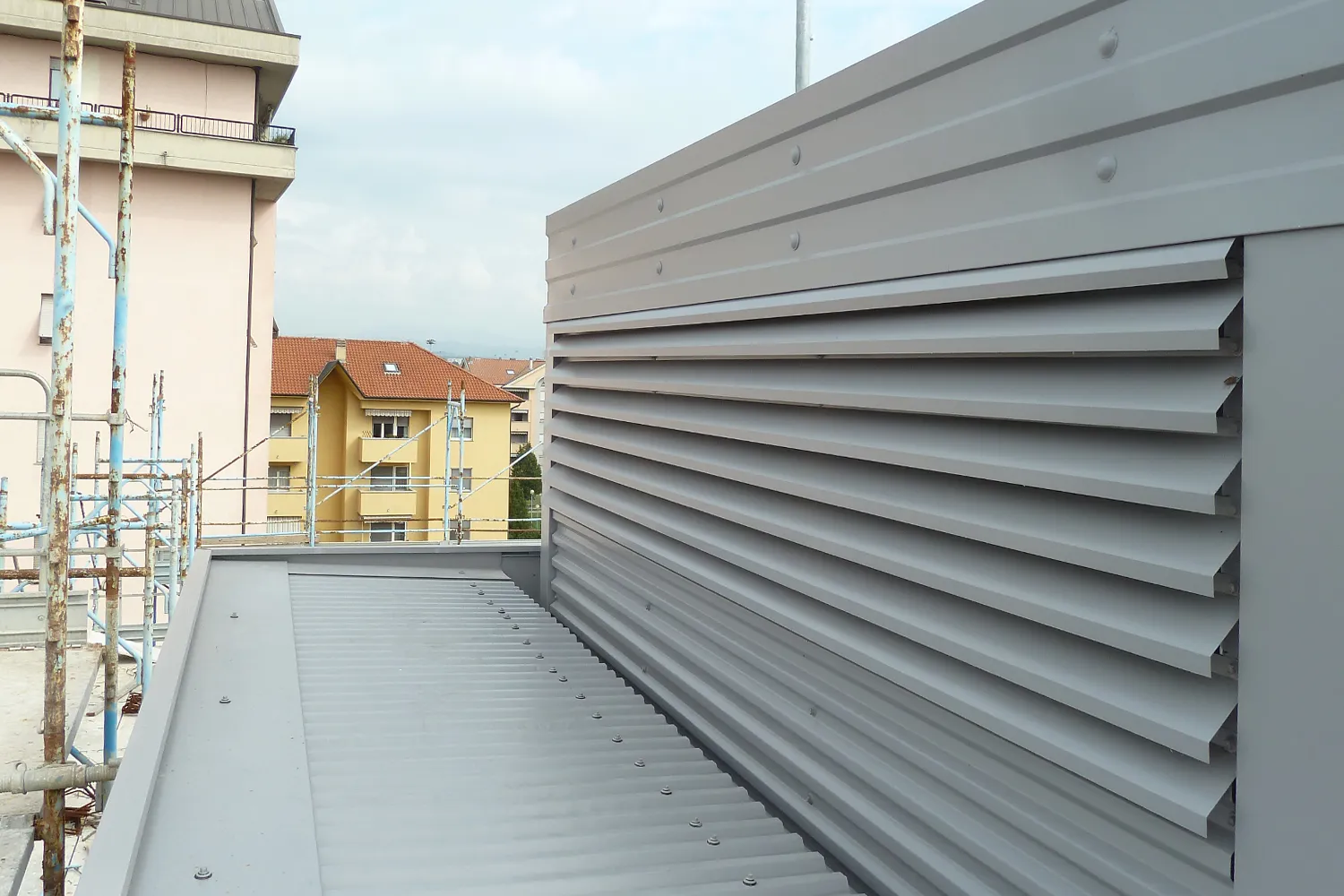 ✓ EMME-CI - Rifacimento Tetti