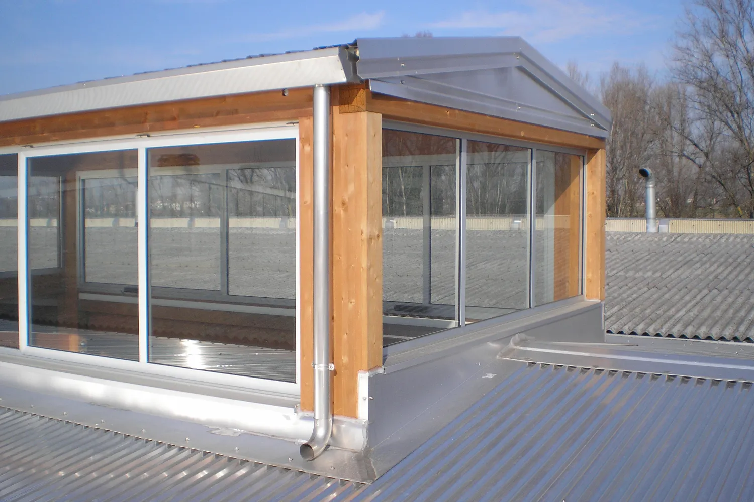 ✓ EMME-CI - Rifacimento Tetti