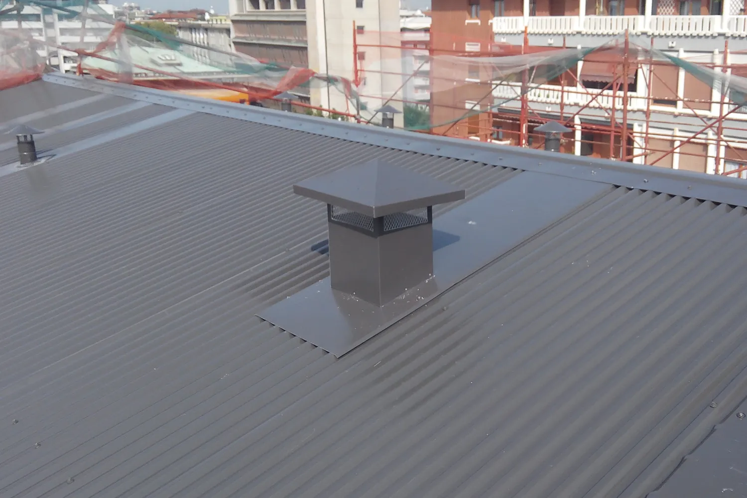 ✓ EMME-CI - Rifacimento Tetti