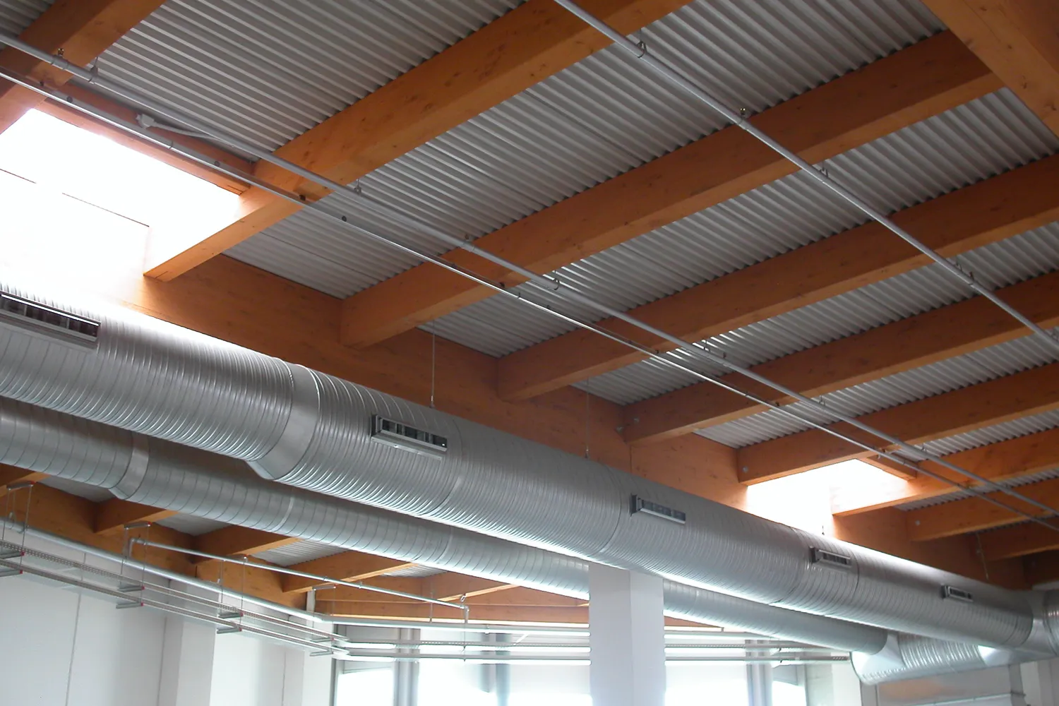 ✓ EMME-CI - Soffitti e Controsoffitti