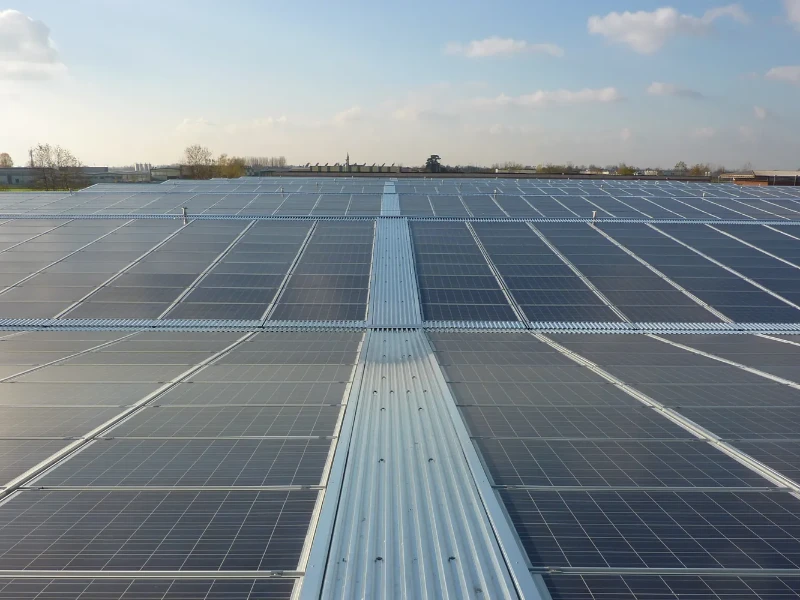 fotovoltaico-industriale-per-coperture-tetti