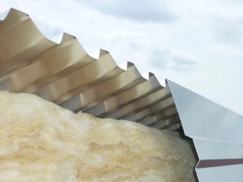 roofing-team-2560x1440 le-nostre-realizzazioni-di-coperture-civili-e-industriali-nel-nord-italia
